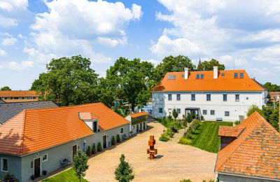 Inspirováno renesancí, zrekonstruováno pro budoucnost: Zámek, který působí jako rodinný dům, Foto 12