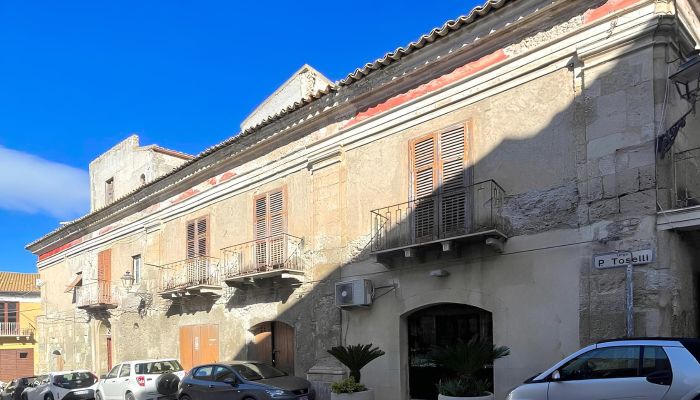 Městský palác na prodej Palma di Montechiaro, Sicilia