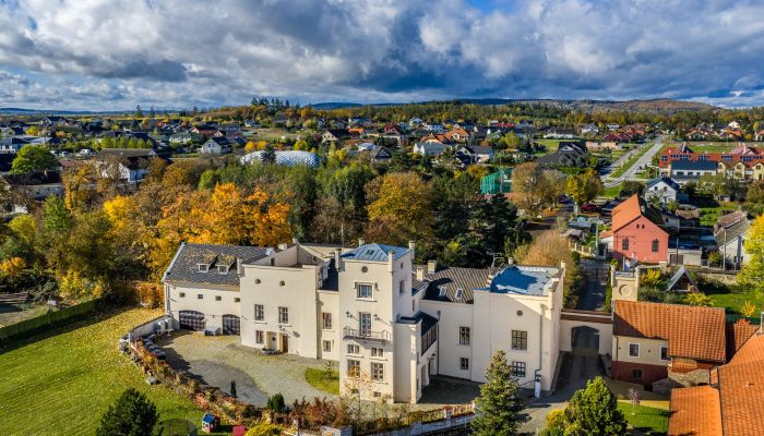 Zámek Trnová, Středočeský kraj