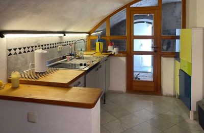 Zámek na prodej 84375 Kirchdorf am Inn, Hofmarkstraße 2, Bayern, Einliegerwohnung im EG: Küche (Carrara-Marmor und FBH)