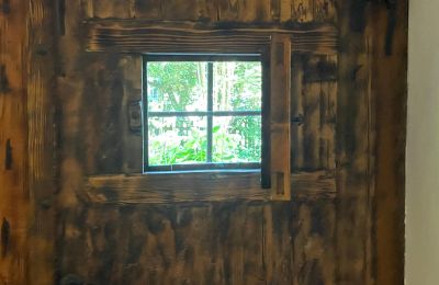 Zámek na prodej 84375 Kirchdorf am Inn, Hofmarkstraße 2, Bayern, Guckfenster im Schlosstor