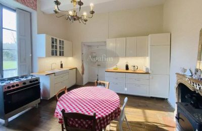 Zámek na prodej Mirande, Occitanie, Foto 17/26