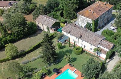 Historická vila na prodej Capannori, Toscana, Foto z dronu