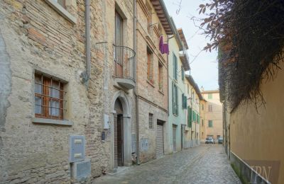 Reprezentativní byt v historické budově na prodej Città di Castello, Umbria, Foto 2/24
