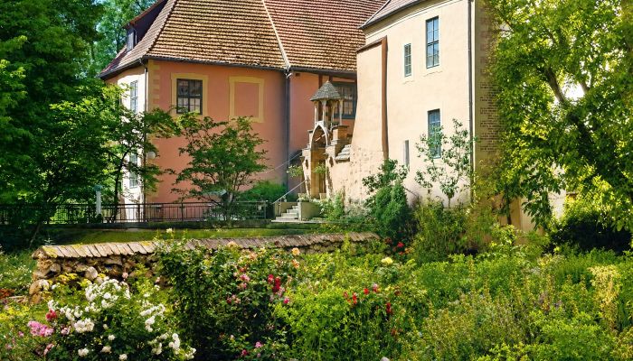 Hrad na prodej Meklenbursko-Přední Pomořansko