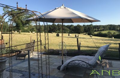 Venkovský dům na prodej Mouzon, Nouvelle-Aquitaine, Terasa