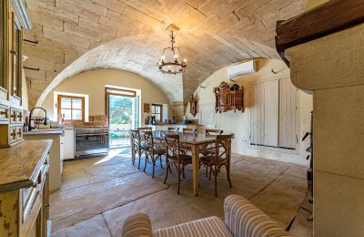 Venkovský dům na prodej Uzès, Occitanie, Kuchynĕ