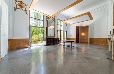 Reprezentativní byt v historické budově na prodej Uzès, Occitanie, Foto 9/30