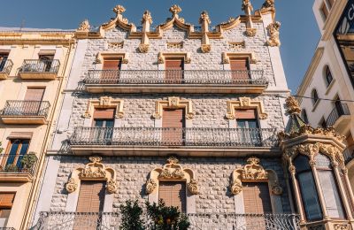 Zámeček na prodej Tarragona, Rambla Nova 25, Katalánsko, Zrekonstruovaná Fasáda