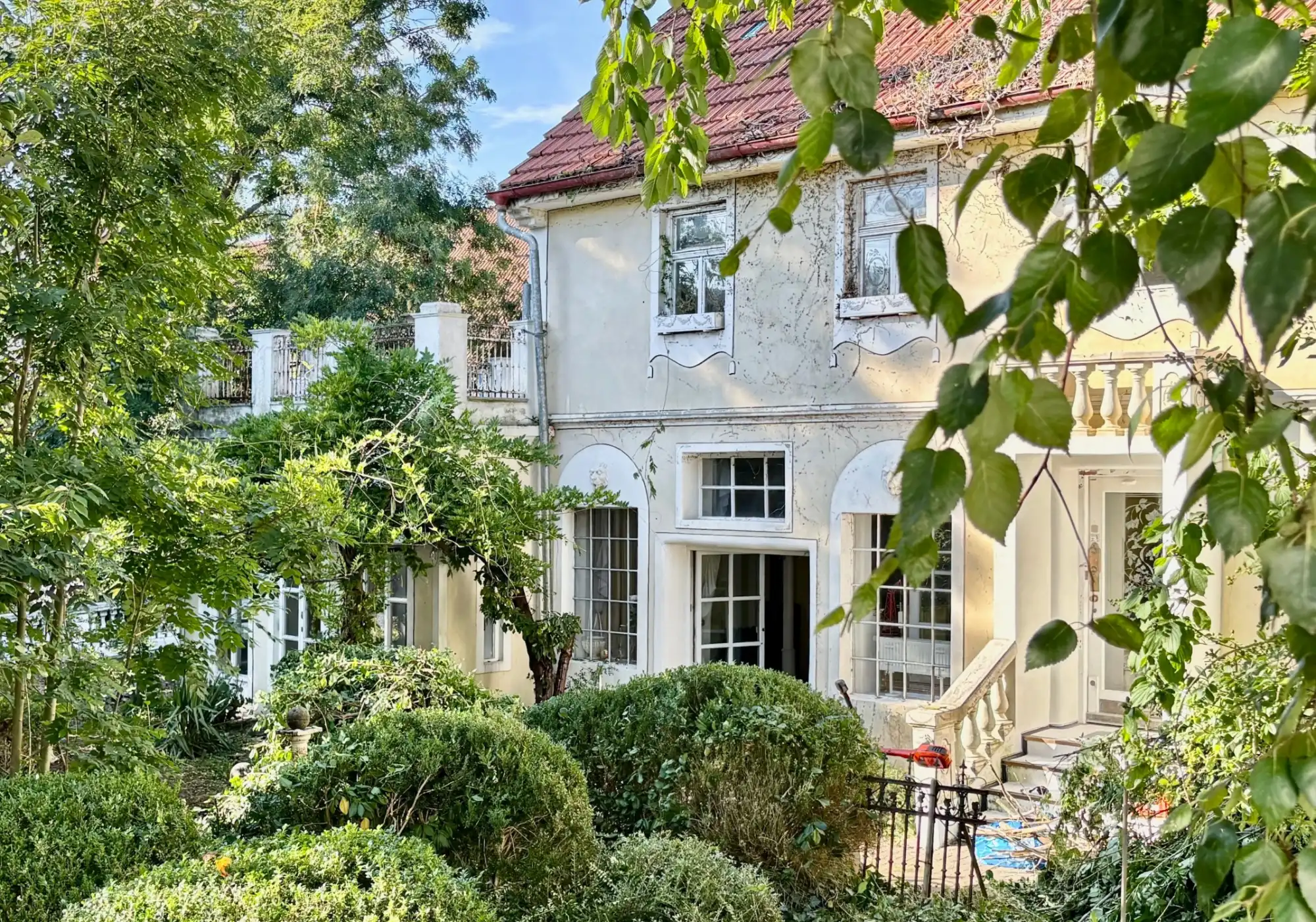 Obrázky Historická vila s dobovými detaily v Kissing, Bavorsko