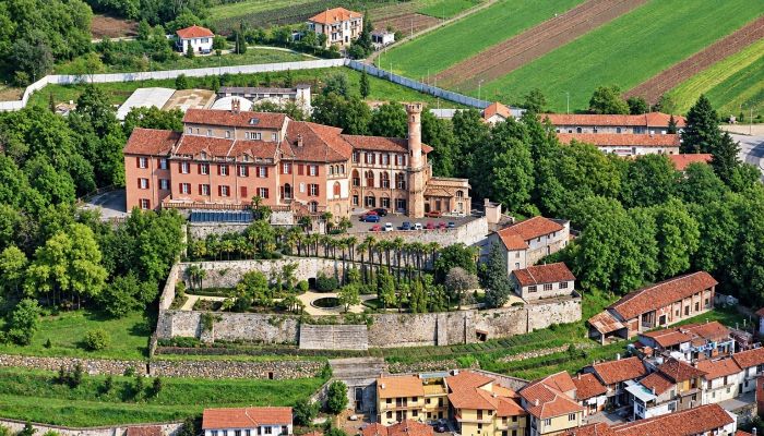 Zámek na prodej Caselette, Piemont