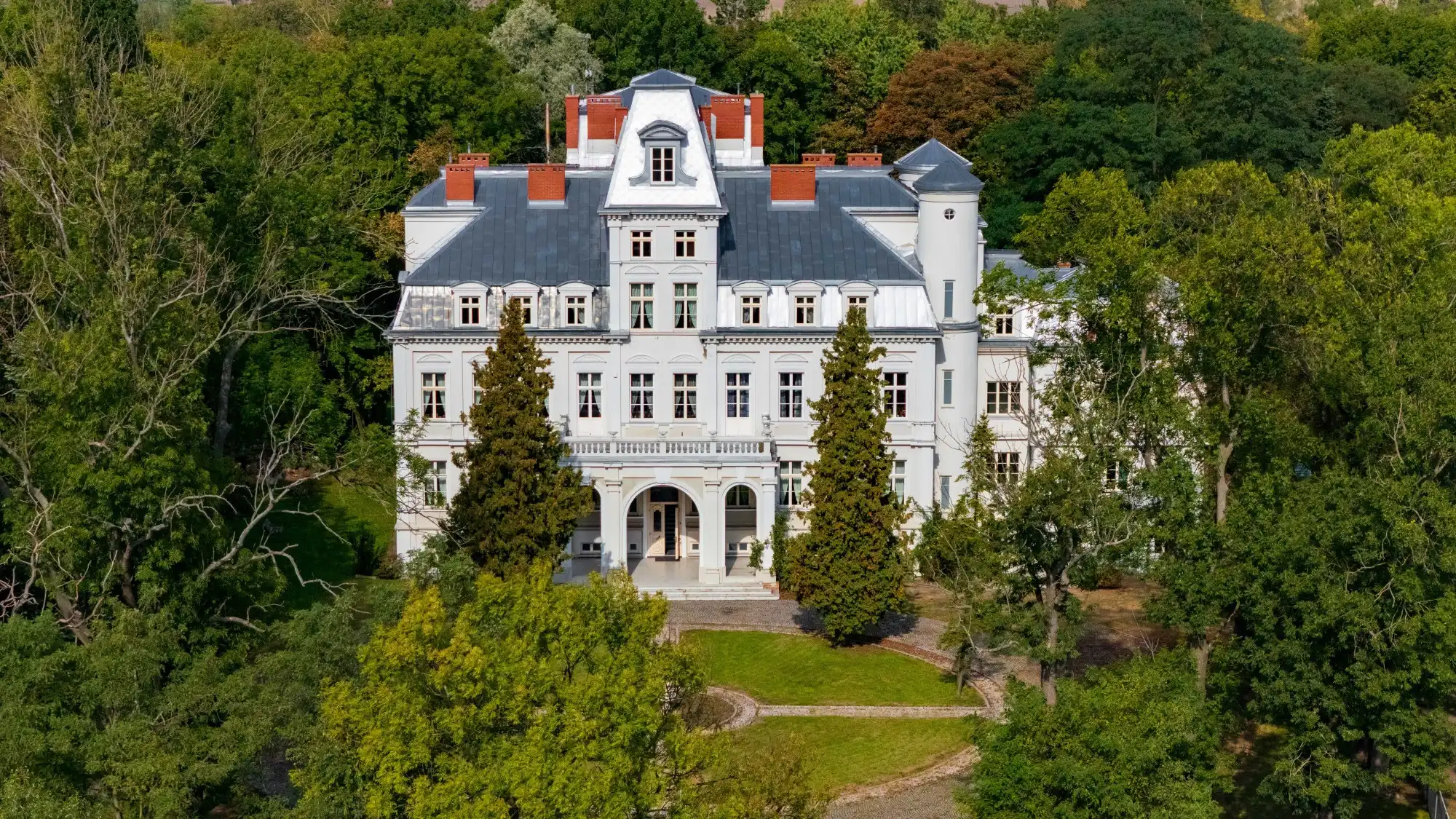 Obrázky Zámeček Malina – neorenesanční historická rezidence