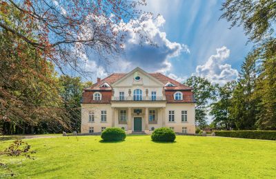 Zámek na prodej Marzewo, Varmijsko-mazurské vojvodství, Pohled zepředu