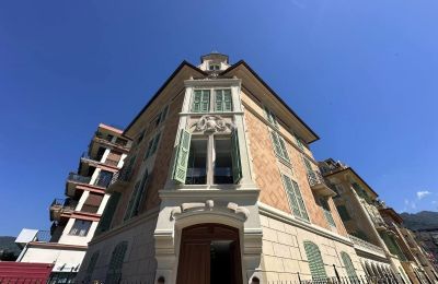 Reprezentativní byt v historické budově na prodej Rapallo, Liguria, Foto 2/14