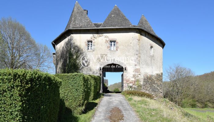 Hrad na prodej Nouvelle-Aquitaine