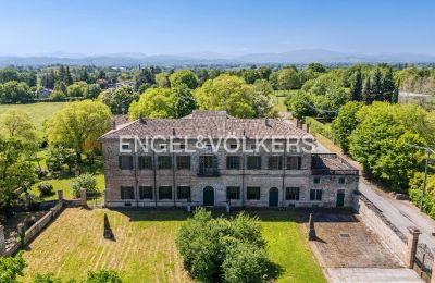 Historické nemovitosti, Vila Micheli-Mariotti v Montechiarugolo u Parmy
