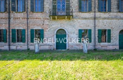 Historická vila na prodej Montechiarugolo, Emilia-Romagna, Pohled zepředu