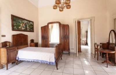Reprezentativní byt v historické budově na prodej Oria, Via Latiano 74, Puglia, Foto 9/30