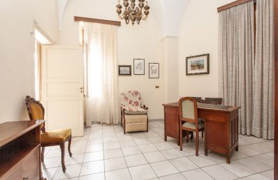 Reprezentativní byt v historické budově na prodej Oria, Via Latiano 74, Puglia, Foto 15/30