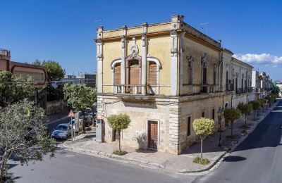 Reprezentativní byt v historické budově na prodej Oria, Via Latiano 74, Puglia, Foto 25/30