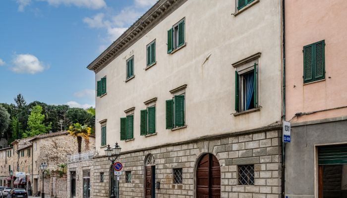 Městský palác na prodej Castelnuovo di Val di Cecina, Toscana