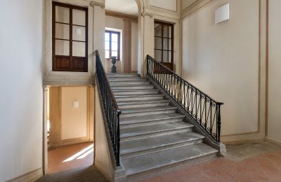 Reprezentativní byt v historické budově na prodej Pisa, Toskánsko, Schodiště