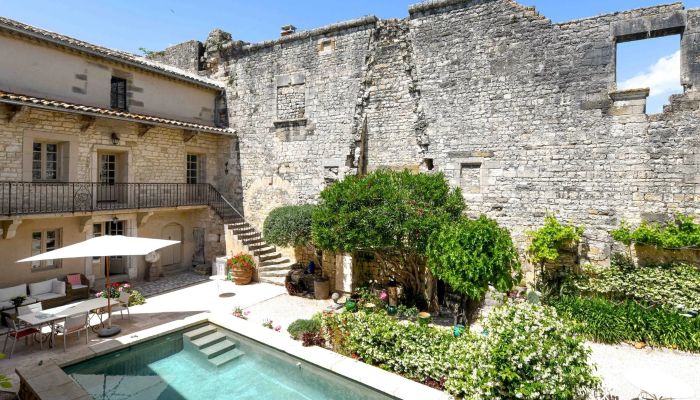 Historická nemovitost na prodej Uzès, Okcitánie