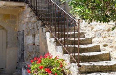 Historická nemovitost na prodej Uzès, Okcitánie, Foto 8/41