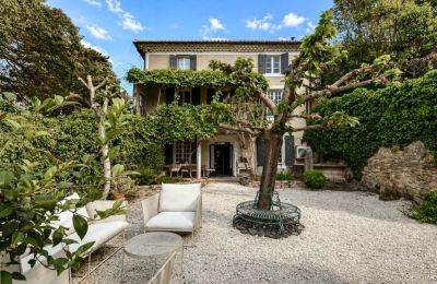 Historická nemovitost na prodej Uzès, Okcitánie, Foto 2/30