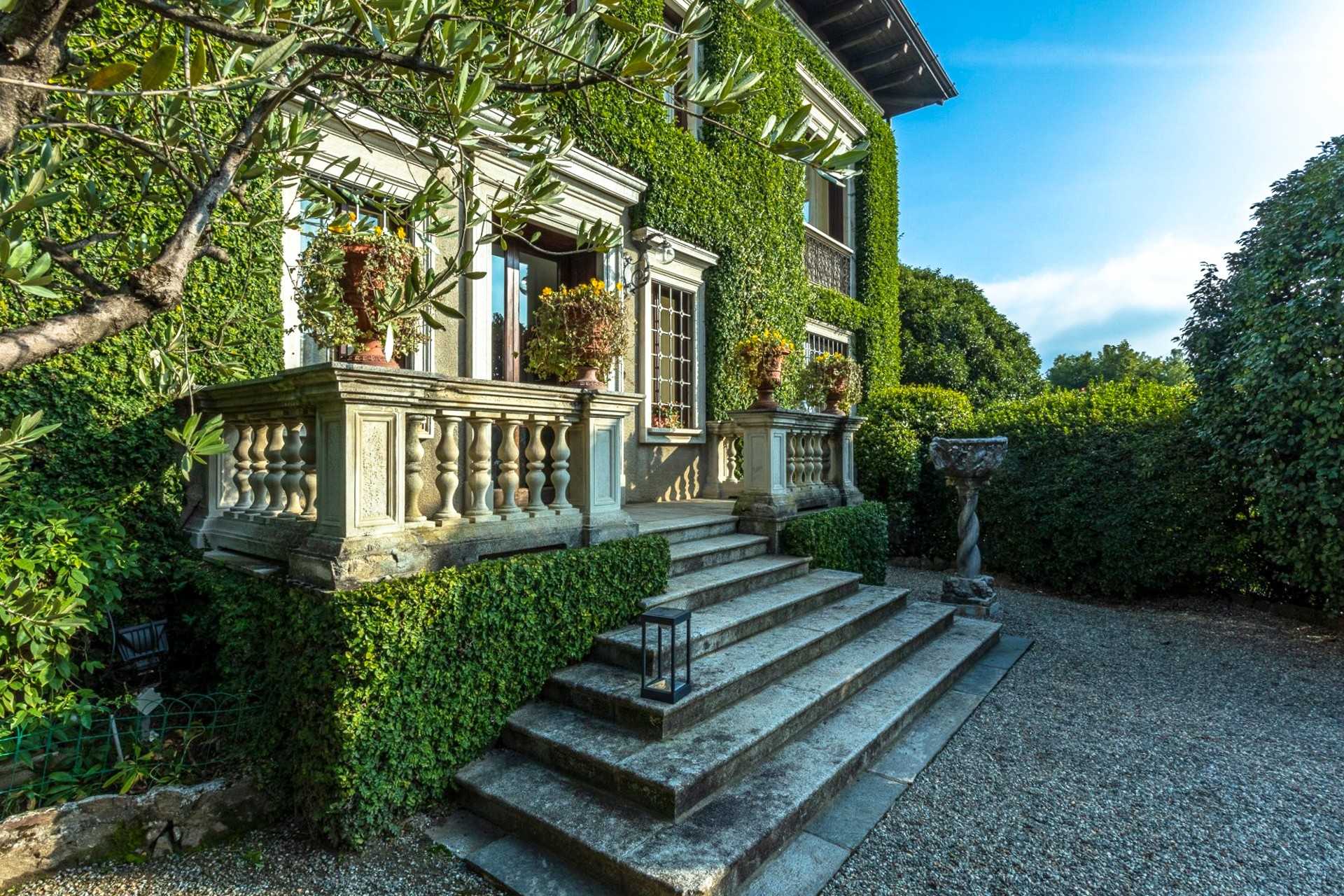 Obrázky Vila u jezera Maggiore ve Verbanii se zahradou a panoramatickým výhledem