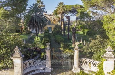 Historická vila na prodej Mesagne, Puglia:  Brána