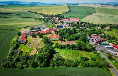 Zámek na prodej Žatec, okres Louny, Umístění nemovitosti