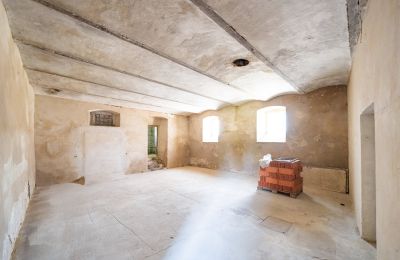 Zámek na prodej Žatec, okres Louny, Nebengebäude