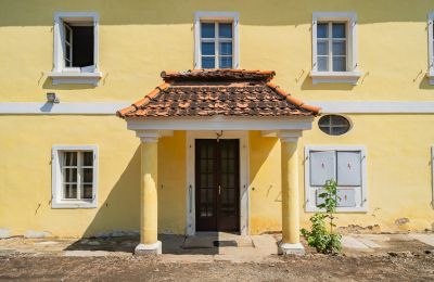 Zámek na prodej Žatec, okres Louny, Foto 5/33