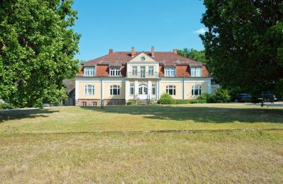 Historické nemovitosti, Panský dům v oblasti Meklenburských jezer