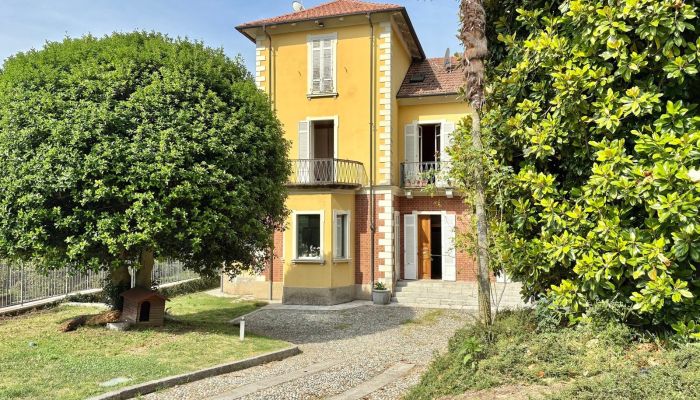 Historická vila na prodej Mergozzo, Piemont