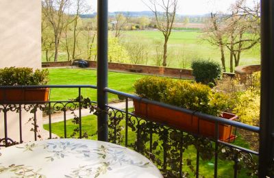 Zámek na prodej 61137 Schöneck, Hesensko, Balkon mit Blick in den Schloßpark