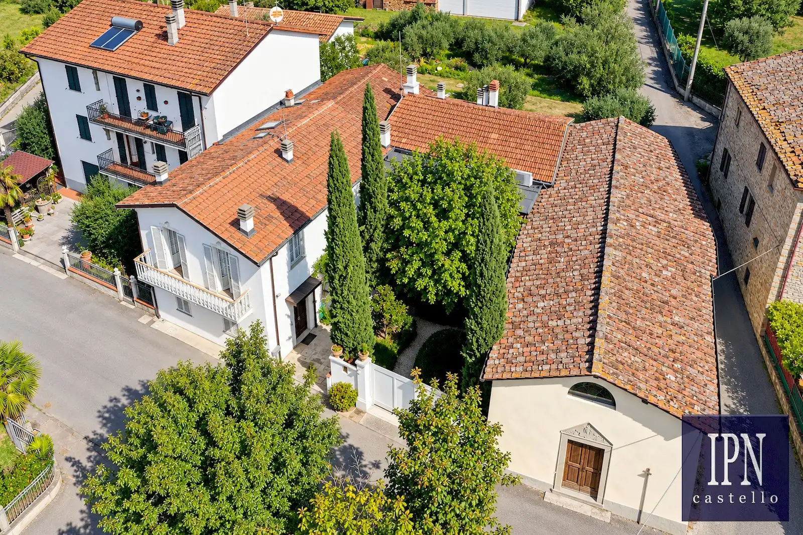Obrázky Toskánský dům se studnou ze 14. století u Sansepolcra