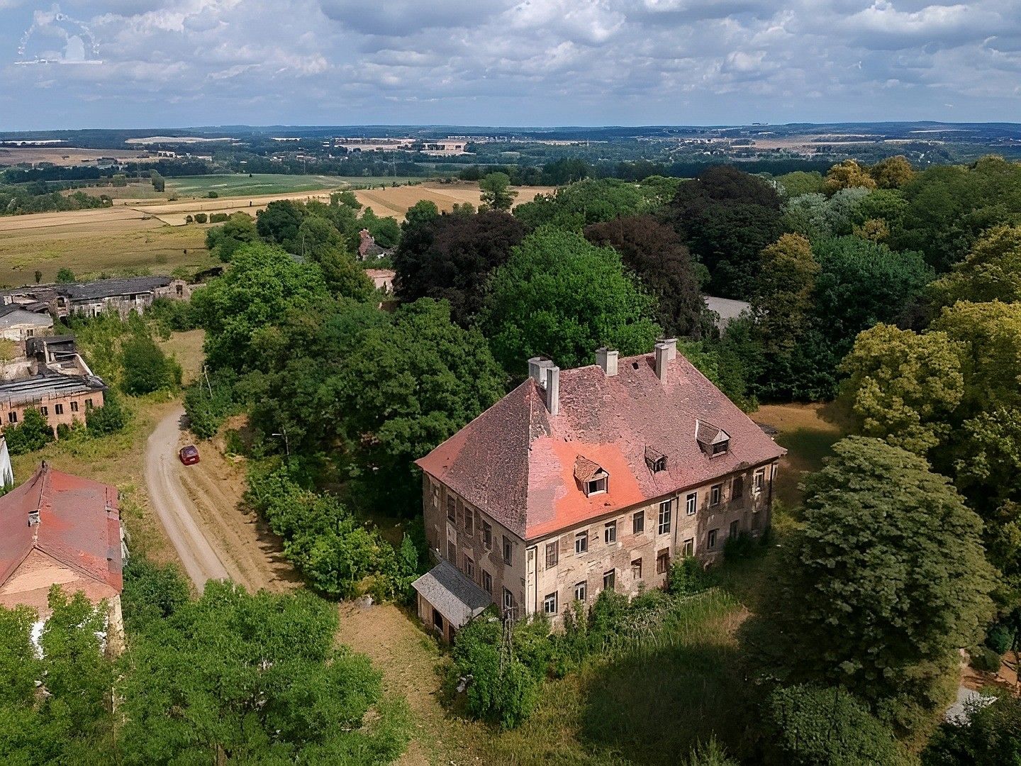Obrázky Pałac w Kostrzynie na sprzedaż, Dolnośląskie