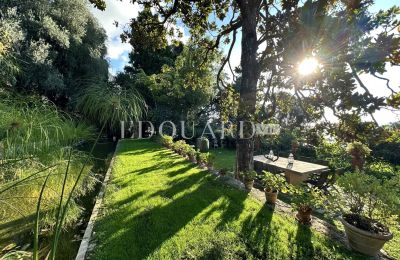 Apartmán v historické budově na prodej Menton, Provence-Alpes-Côte d'Azur, Foto 9/38