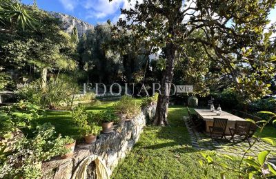Apartmán v historické budově na prodej Menton, Provence-Alpes-Côte d'Azur, Foto 11/38