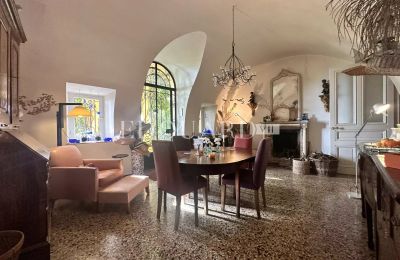 Apartmán v historické budově na prodej Menton, Provence-Alpes-Côte d'Azur, Foto 22/38