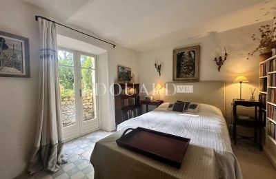 Apartmán v historické budově na prodej Menton, Provence-Alpes-Côte d'Azur, Foto 34/38