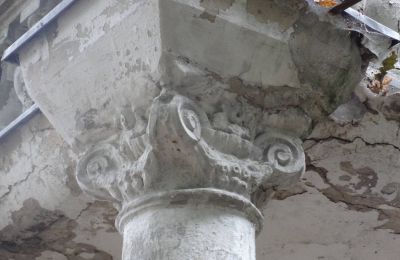 Zámek na prodej Łęg, Velkopolské, Portikus