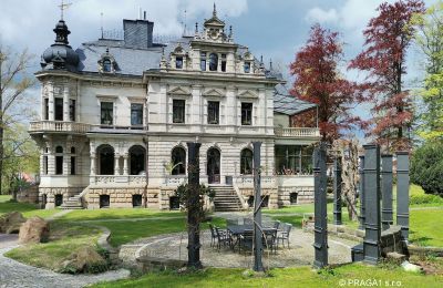 Historické nemovitosti, Nádherná novorenesanční vila nedaleko německých hranic