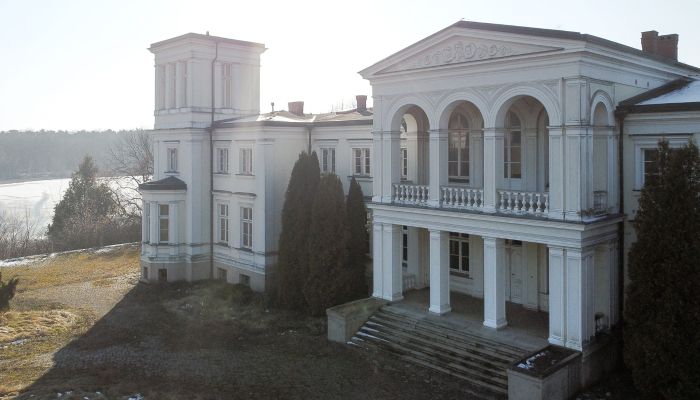 Zámek na prodej Lubstów, Velkopolské,  Polsko