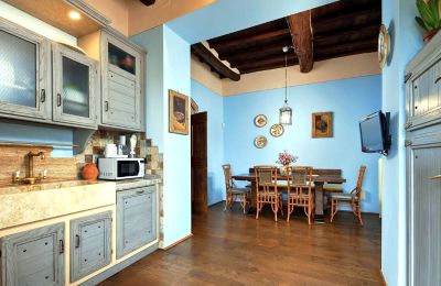 Venkovský dům na prodej Figline e Incisa Valdarno, Toscana:  RIF 2966 Küche und Essbereich im HH