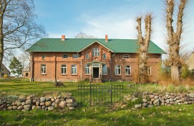 Nemovitosti, Zámeček v severním Německu na prodej