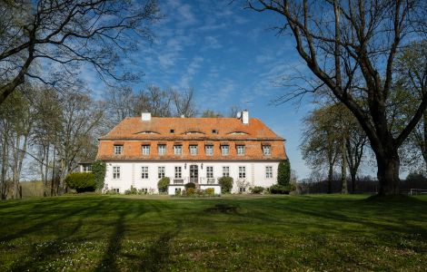 Stare Resko, Dwór - Zámeček Stare Resko v Západním Pomořansku