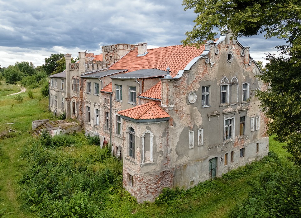 Dvorce v bývalém Východním Prusku: Stachowizna, Varmijsko-mazurské vojvodství